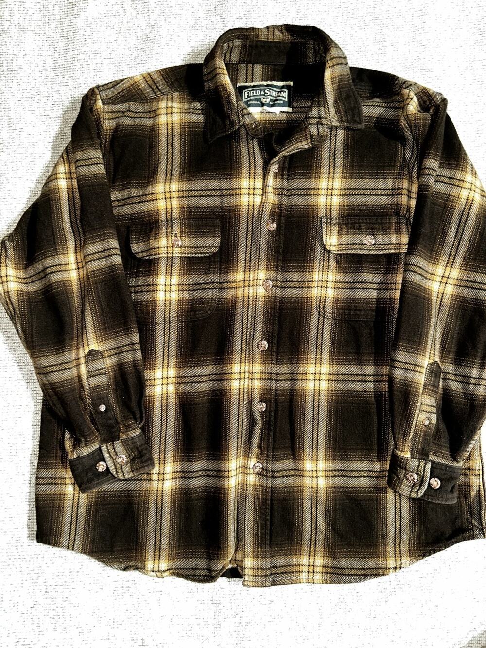 0065 Field & Stream Flannel Shirt Brown Plaid Long Sleeve Button Front Men’s
